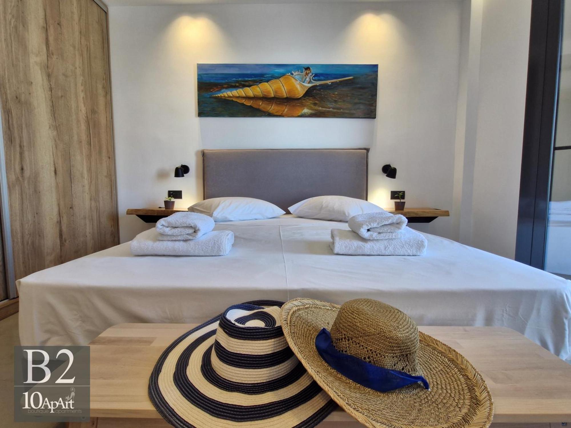 10 Apart Boutique Apartments คอสทาวน์ ภายนอก รูปภาพ