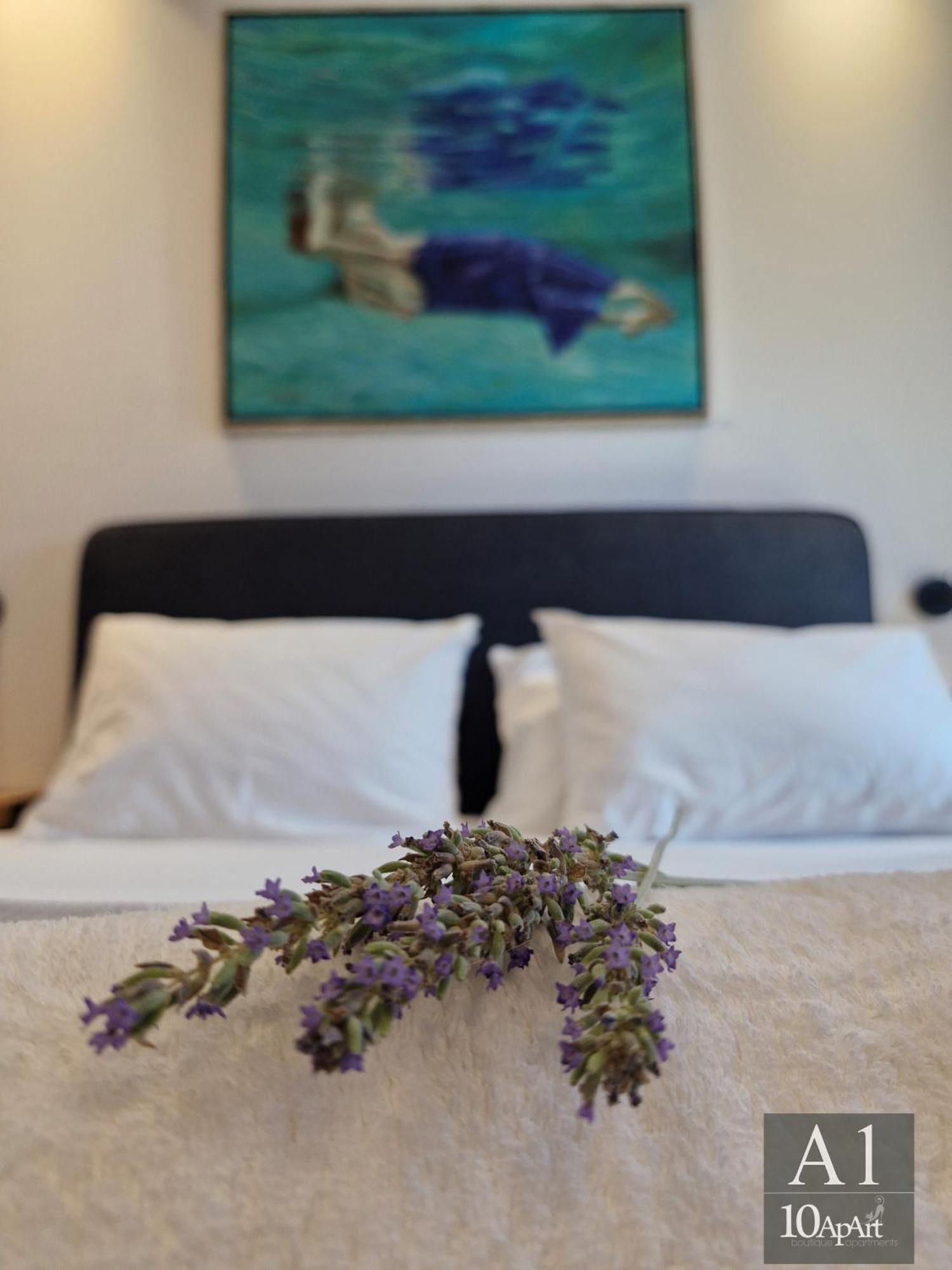 10 Apart Boutique Apartments คอสทาวน์ ภายนอก รูปภาพ