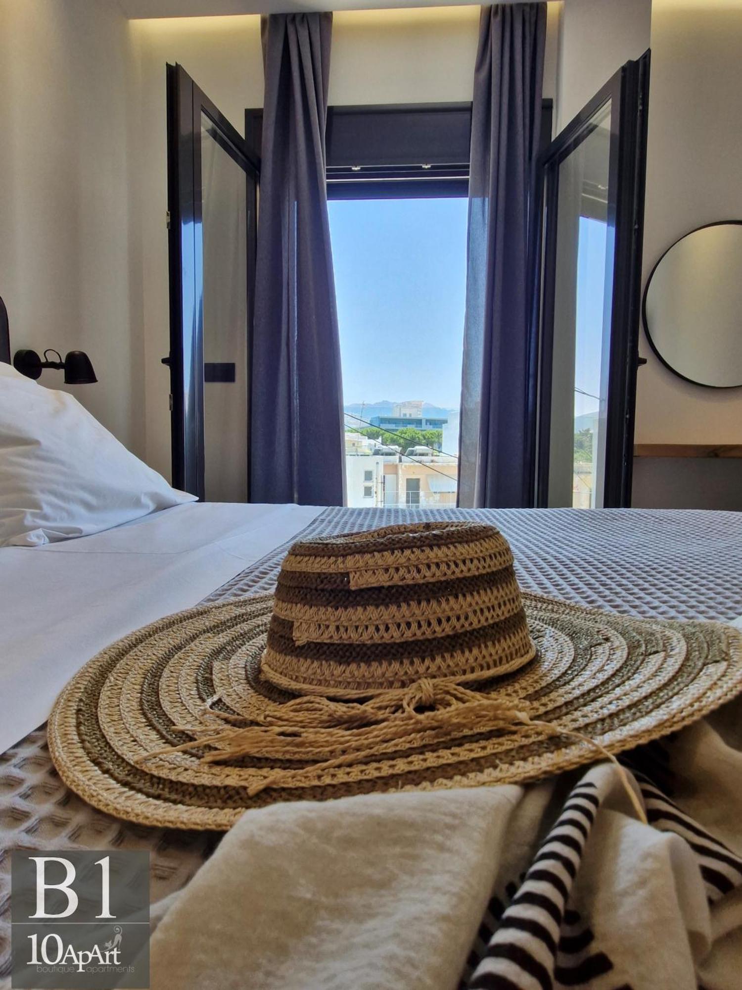 10 Apart Boutique Apartments คอสทาวน์ ภายนอก รูปภาพ